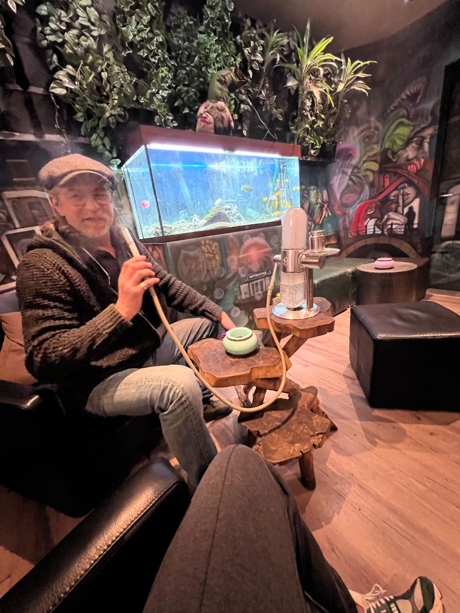 Coffeeshop lounge with hookah and aquarium